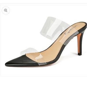 VivanLy !!!! Stiletto pointed heels NWOT